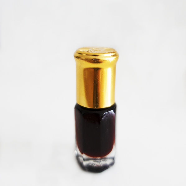 Geconcentreerde oudh parfum, roller