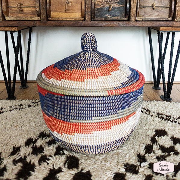 Afrikaanse Amila tajine mand