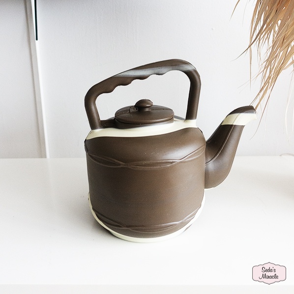 Afrikaanse gieter, bruin geel, theepot