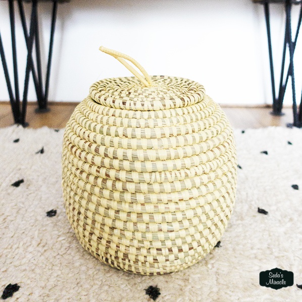 Handgemaakt Afrikaans Hebbouna mand, creme
