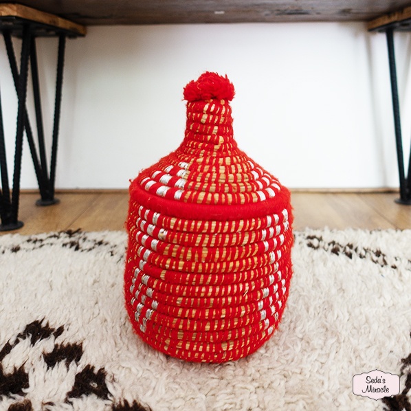 Marokkaans Berber mandje, rood zilver