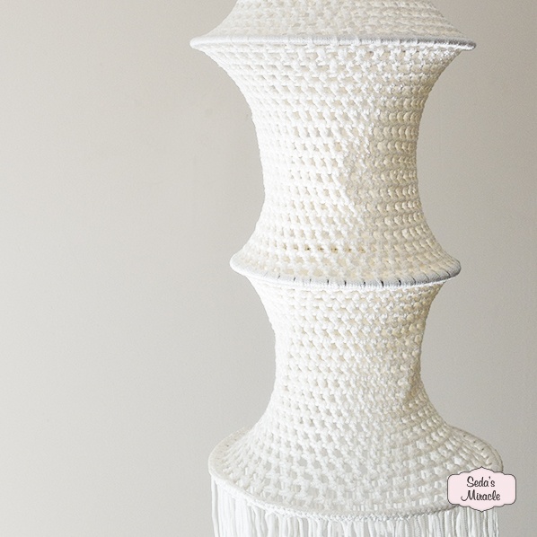 handgemaakte-marokkaanse-ghariba-macrame-kitan-hanglamp-wit-detail Marokkaanse Ghariba lamp, wit