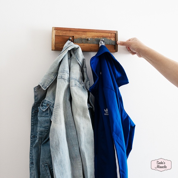 Vintage Hila coat rack, Fair Trade from India Vintage Hila coat rack, Fair Trade from India