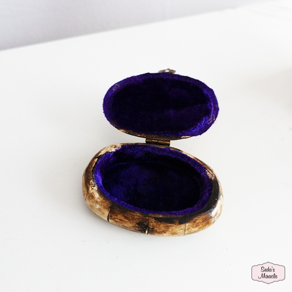 Moroccan Helzi storage box, small Moroccan Helzi storage box, small