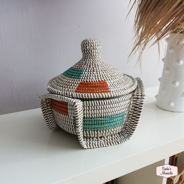 Afrikaanse Buntu mand, wit oranje turquoise