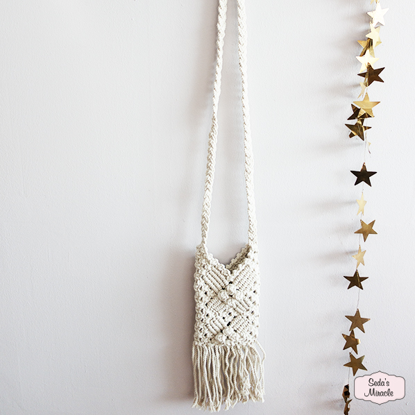 handgemaakte-gehaakte-macrame-sahar-telefoontasje-wit Macramé Sahar tas, wit