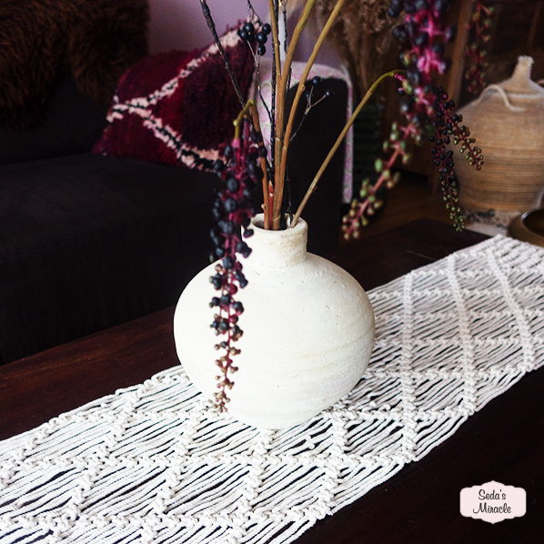 Macramé Ilyan tafelloper, wit