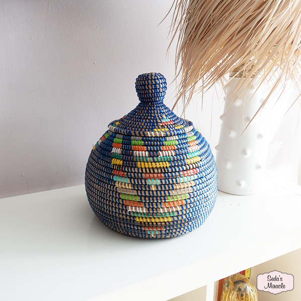 Afrikaanse Yas mand, blauw met gekleurd patroon