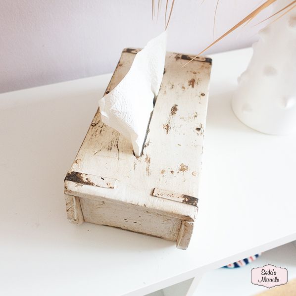 Vintage houten tissue box, wit